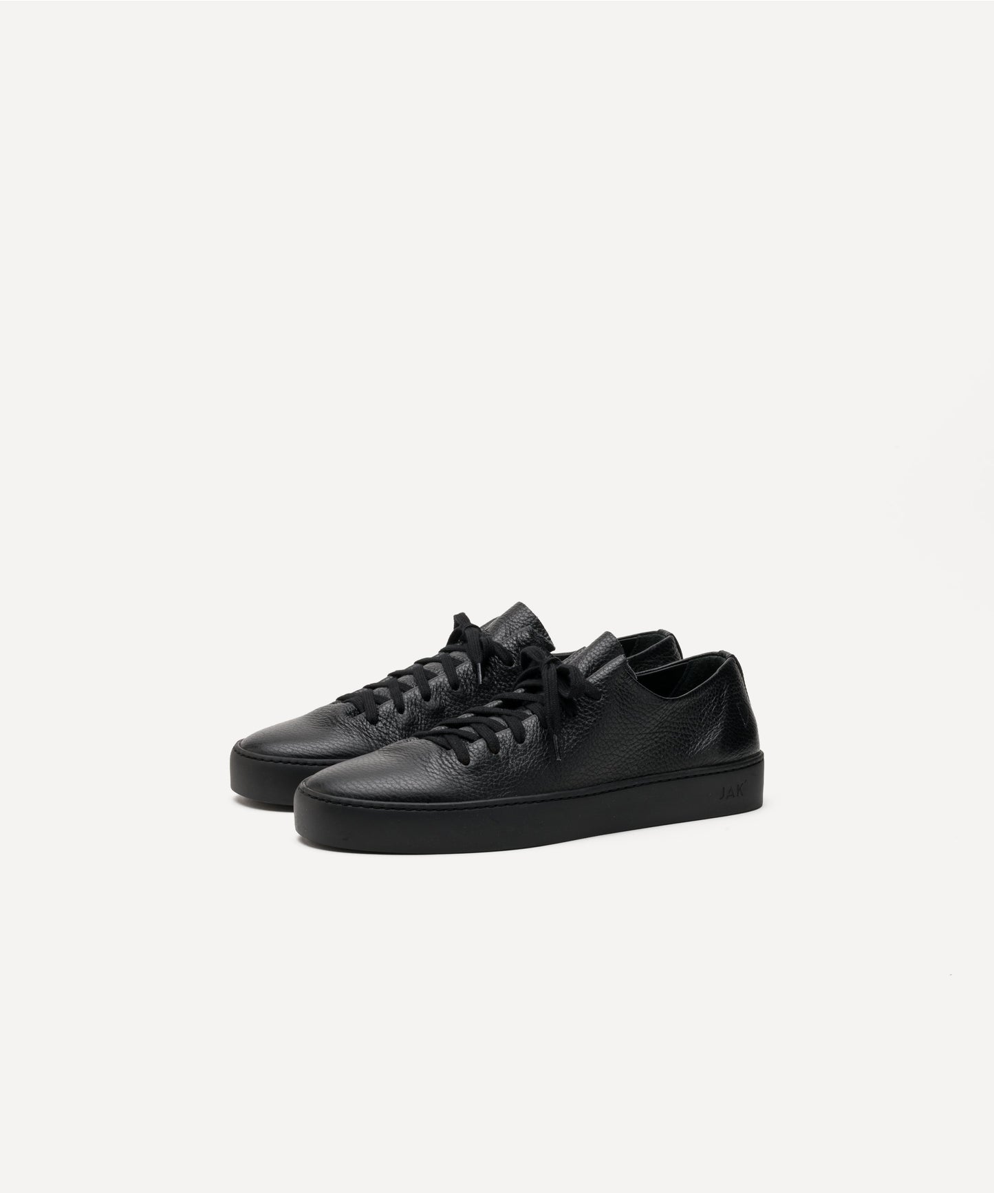 Atom All Black