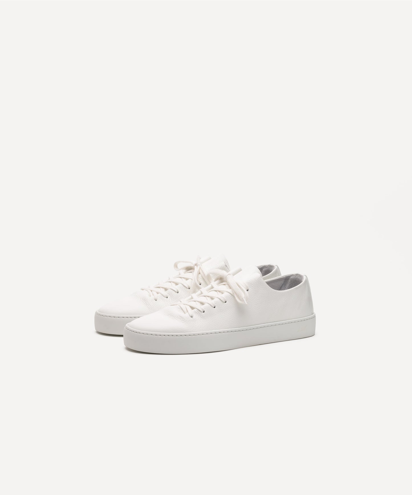 Atom All White