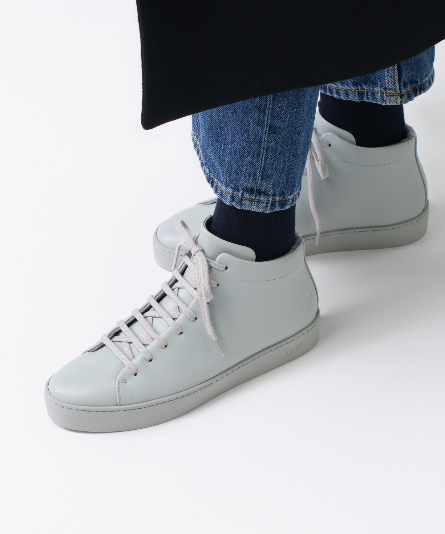 Royal Hi Light Grey