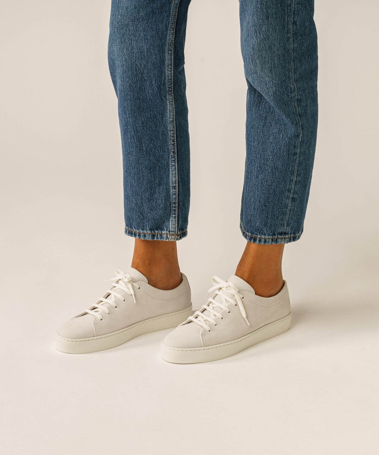 Royal Nubuck Off-White
